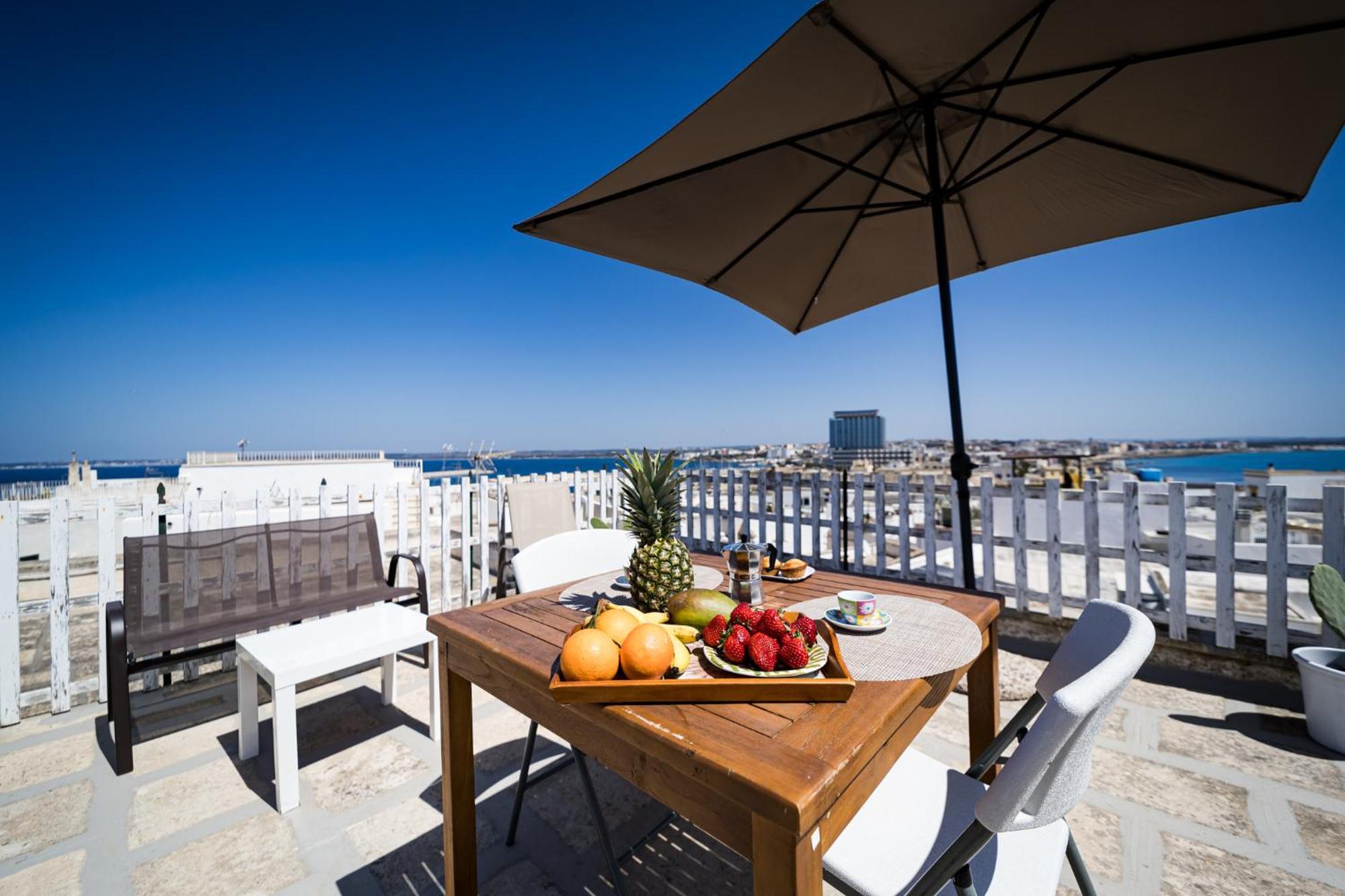 Corte De Maio - Exclusive Terrace - By Click Salento Gallipoli Exterior photo