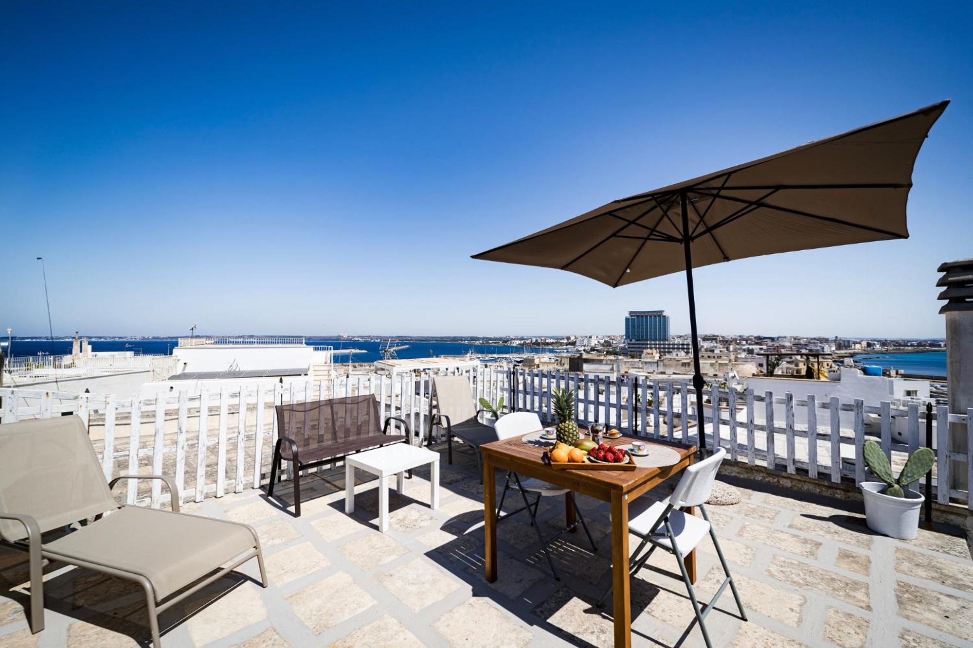 Corte De Maio - Exclusive Terrace - By Click Salento Gallipoli Exterior photo